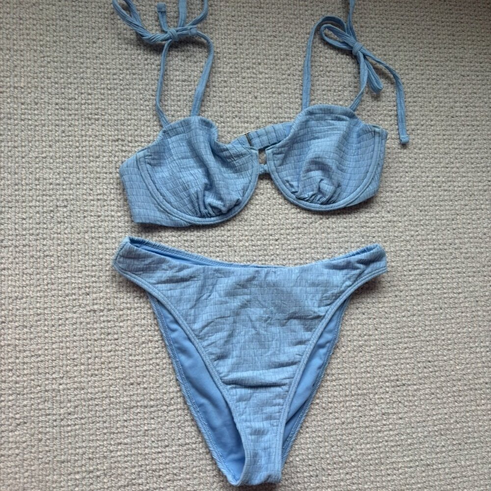 Blue Ribbed Abercrombie & Fitch Bikini, Small bottom, medium top